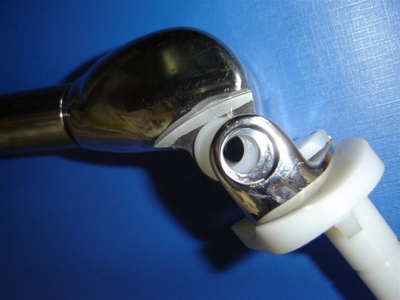 Knee hinge